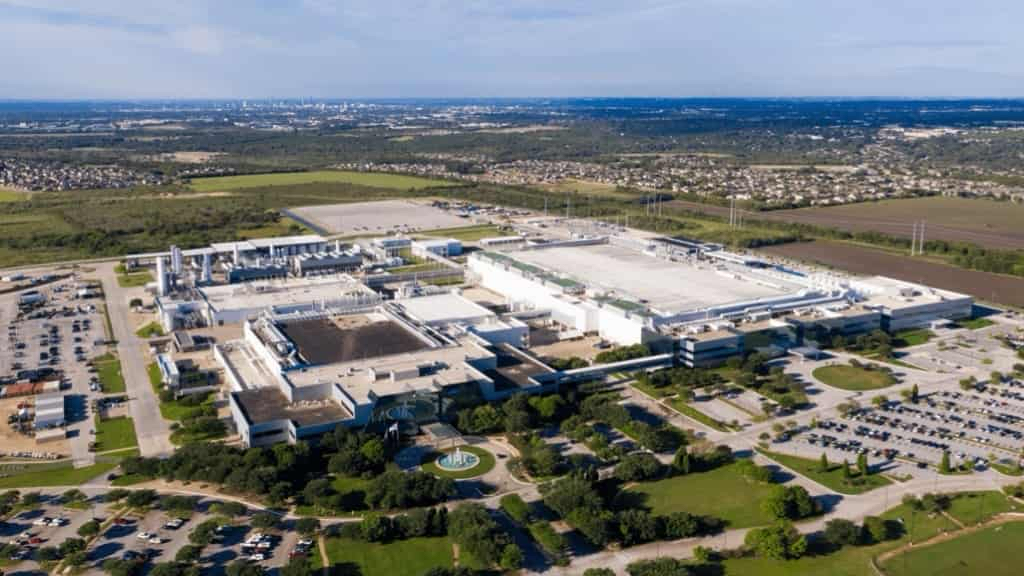 삼성전자 반도체 전략과 DDR5 메모리 생산